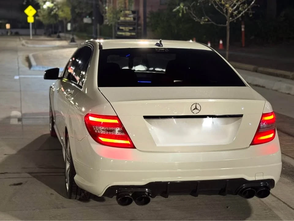 2012 Mercedes-Benz W204 C-Class - Image 14 of 20