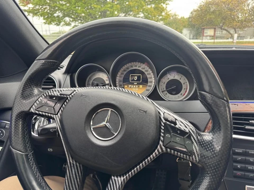 2012 Mercedes-Benz W204 C-Class - Image 11 of 20