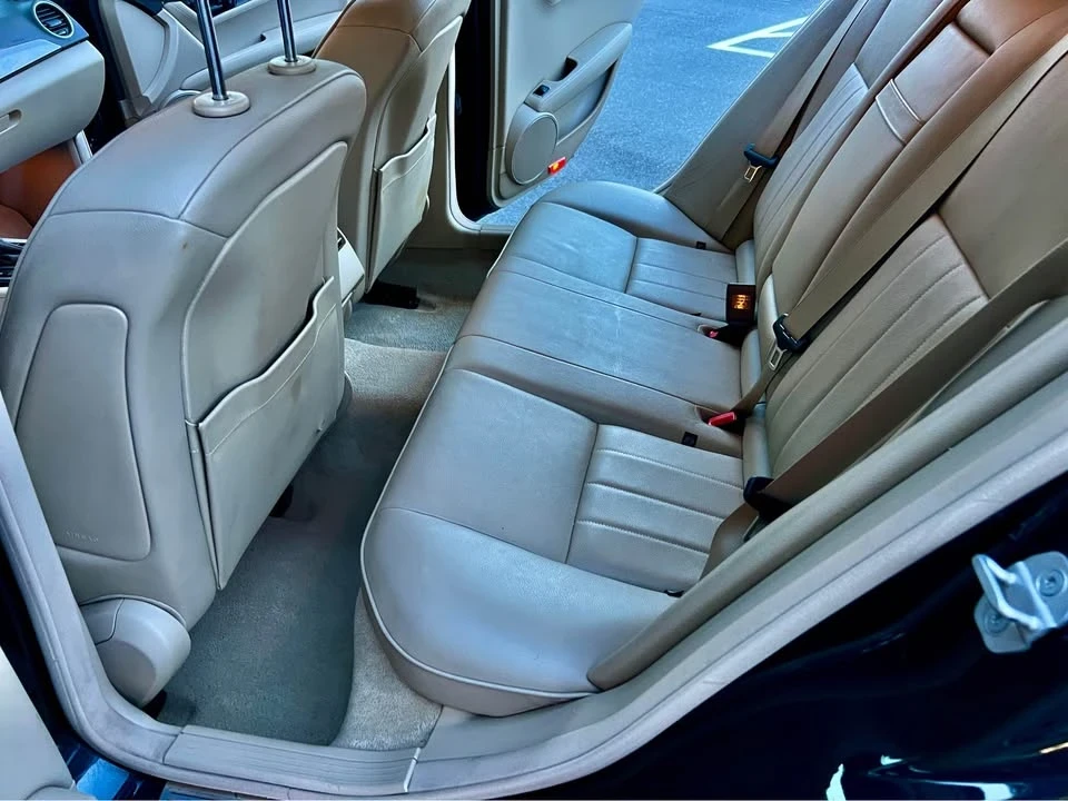 2012 Mercedes-Benz W204 C-Class - Image 12 of 16