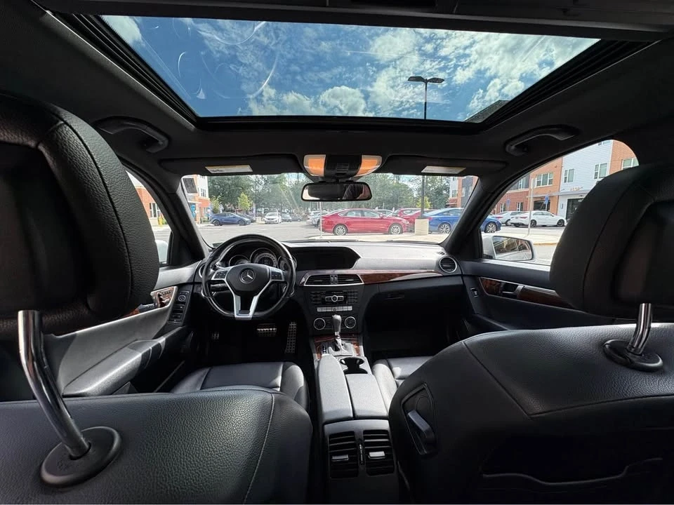 2012 Mercedes-Benz W204 C-Class - Image 2 of 7