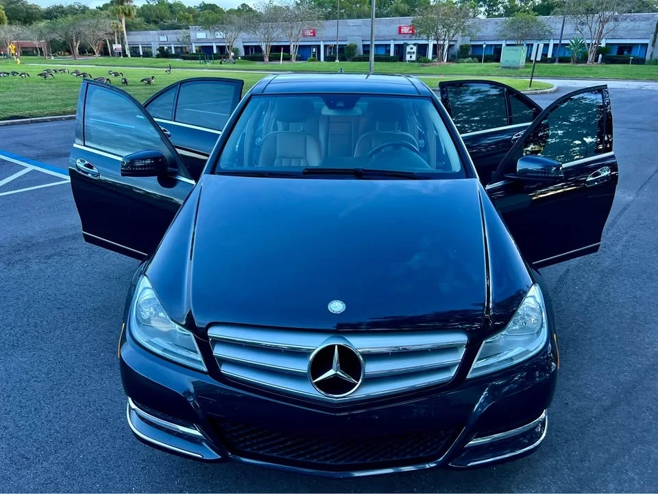 2012 Mercedes-Benz W204 C-Class - Image 16 of 16