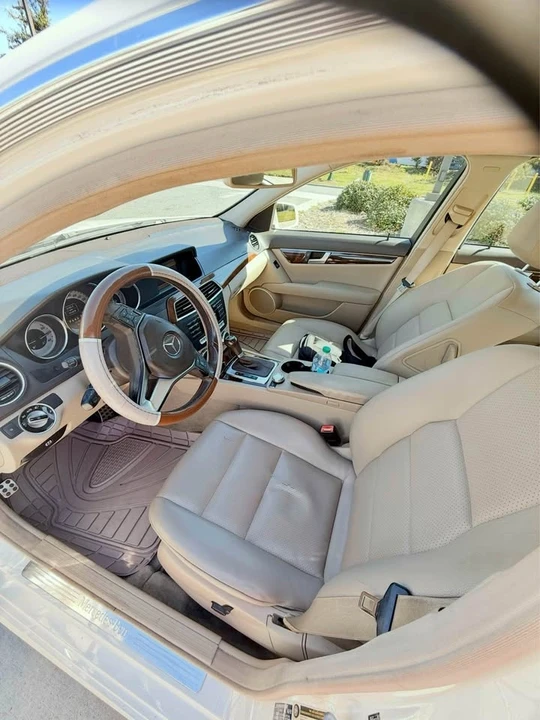 2012 Mercedes-Benz W204 C-Class - Image 10 of 13