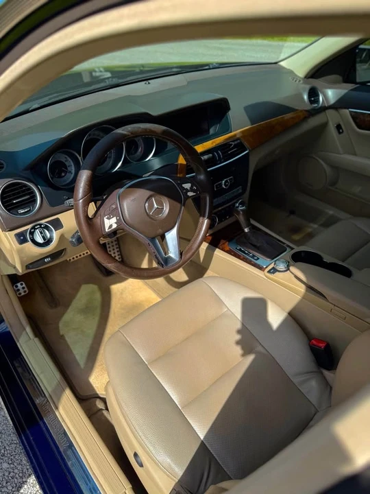 2012 Mercedes-Benz W204 C-Class - Image 9 of 10