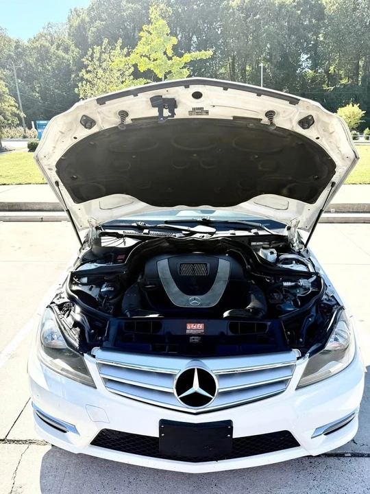 2012 Mercedes-Benz W204 C-Class - Image 4 of 13