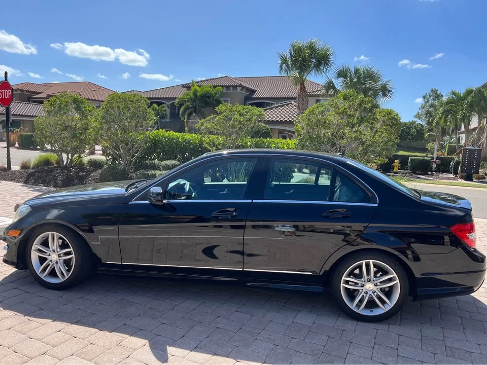 2012 Mercedes-Benz W204 C-Class - Image 2 of 13