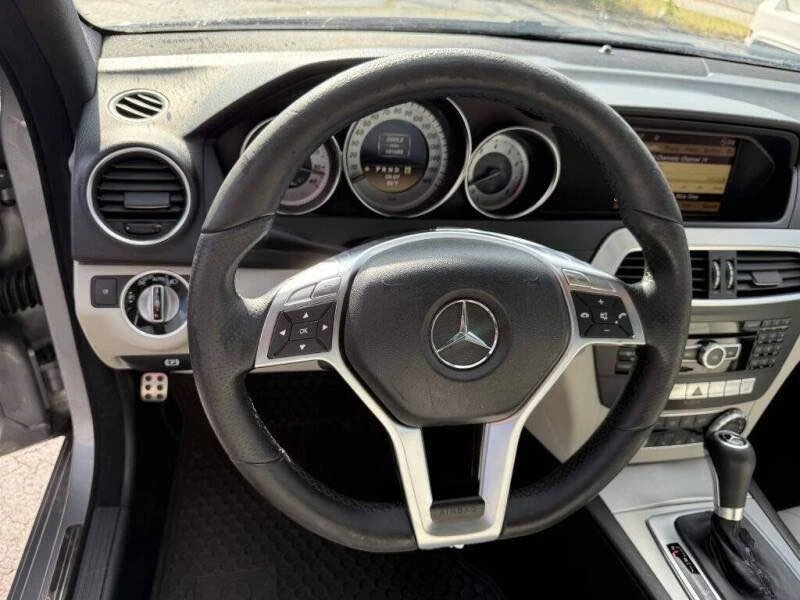 2012 Mercedes-Benz W204 C-Class - Image 5 of 12