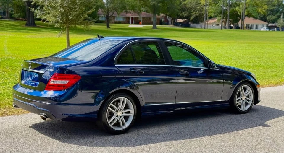 2012 Mercedes-Benz W204 C-Class - Image 5 of 10