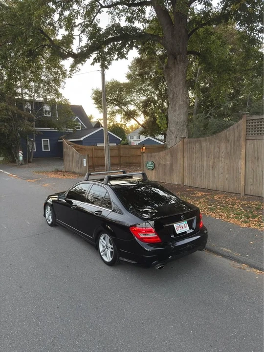 2012 Mercedes-Benz W204 C-Class - Image 17 of 19
