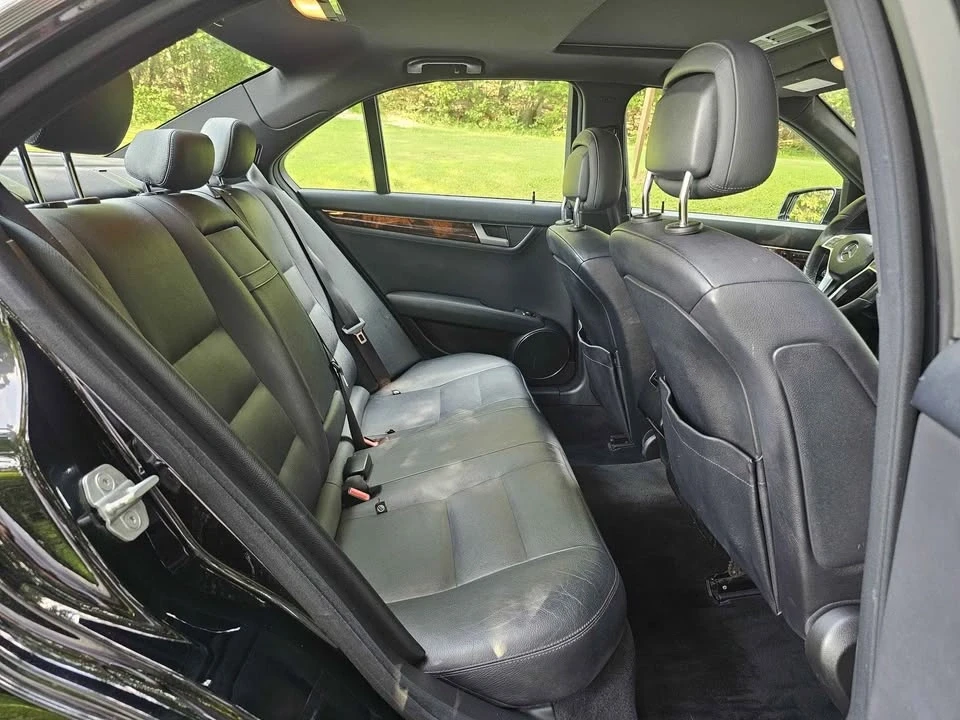 2012 Mercedes-Benz W204 C-Class - Image 12 of 19