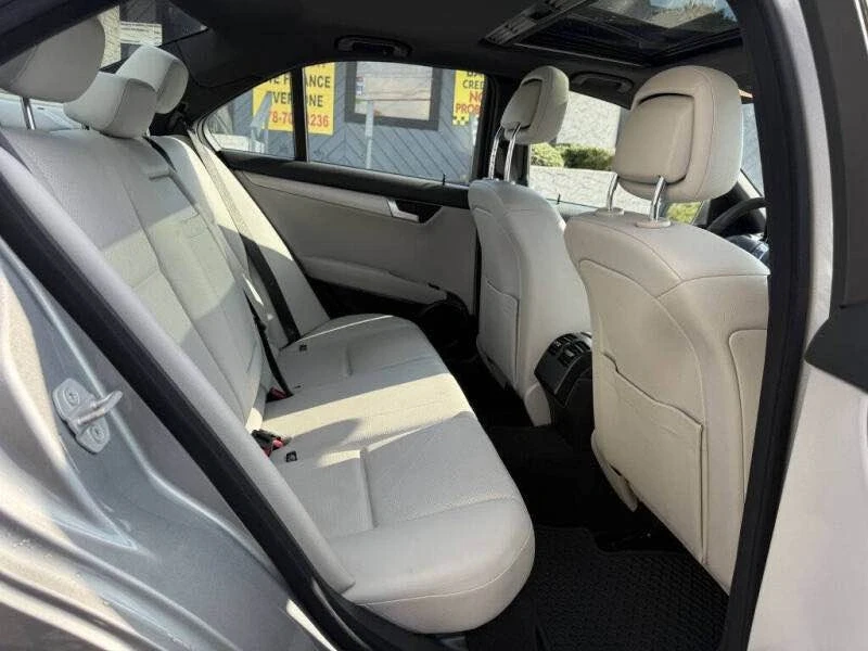 2012 Mercedes-Benz W204 C-Class - Image 10 of 12
