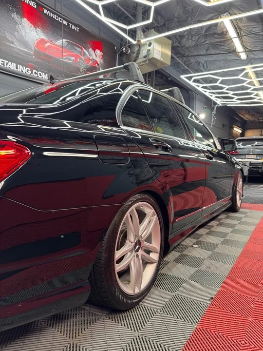 2012 Mercedes-Benz W204 C-Class - Image 2 of 19