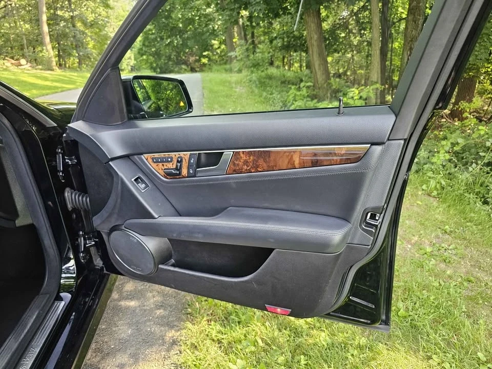 2012 Mercedes-Benz W204 C-Class - Image 19 of 19