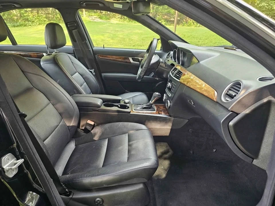 2012 Mercedes-Benz W204 C-Class - Image 13 of 19