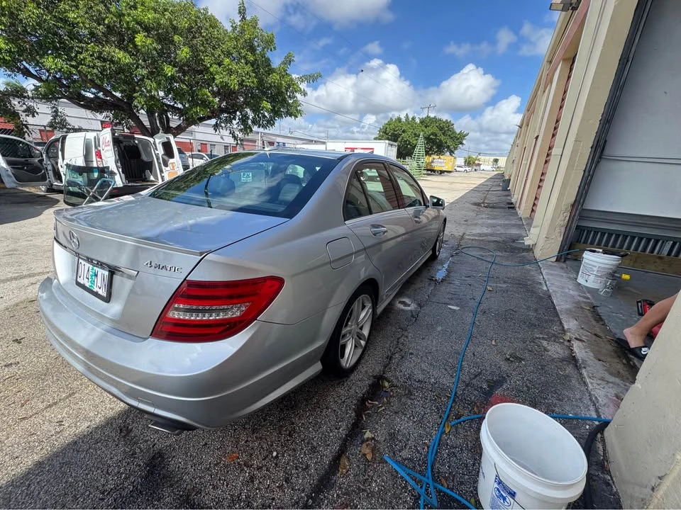 2012 Mercedes-Benz W204 C-Class - Image 5 of 10