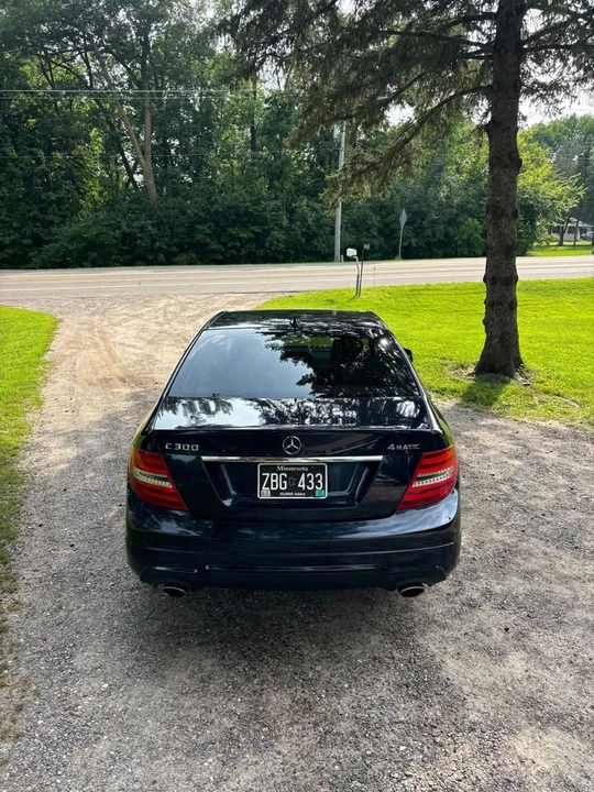 2012 Mercedes-Benz W204 C-Class - Image 8 of 10