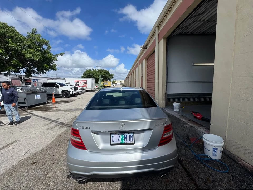 2012 Mercedes-Benz W204 C-Class - Image 3 of 10