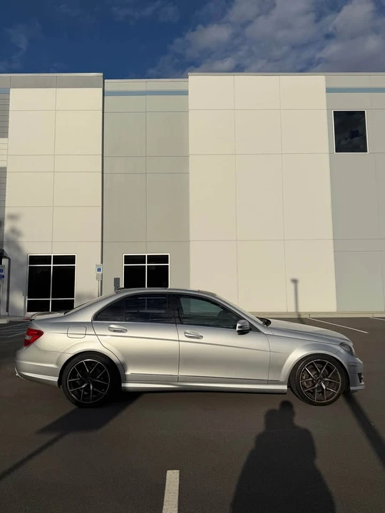 2012 Mercedes-Benz W204 C-Class - Image 10 of 17