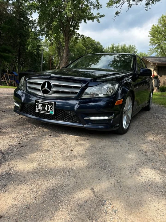 2012 Mercedes-Benz W204 C-Class - Image 3 of 10