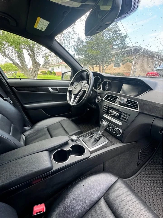 2012 Mercedes-Benz W204 C-Class - Image 8 of 18