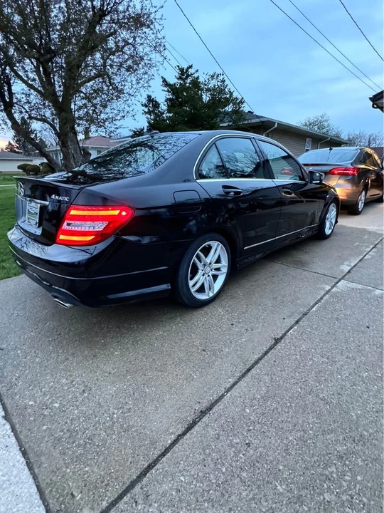 2012 Mercedes-Benz W204 C-Class - Image 14 of 18