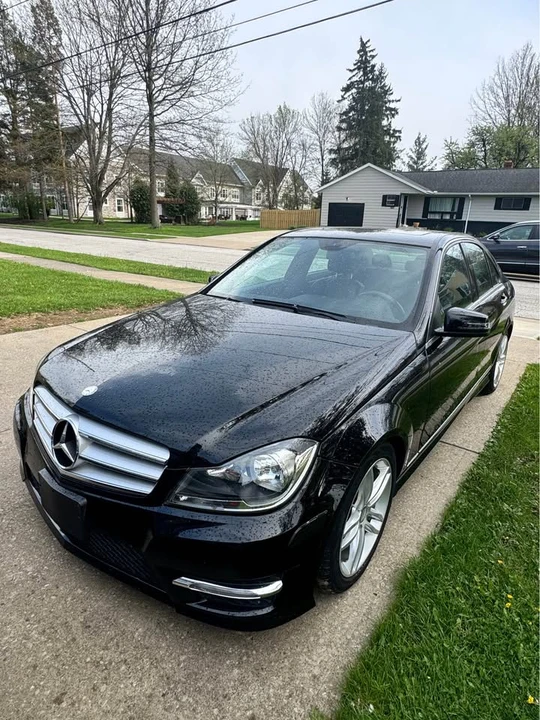2012 Mercedes-Benz W204 C-Class - Image 3 of 18