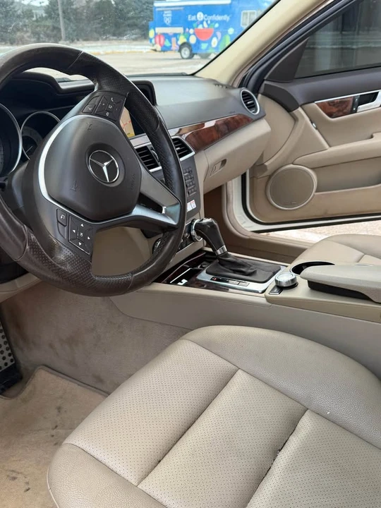 2012 Mercedes-Benz W204 C-Class - Image 14 of 18