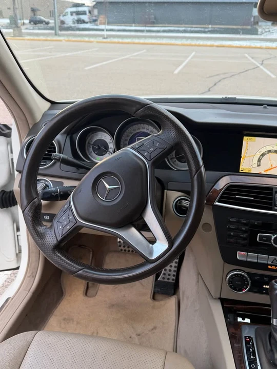 2012 Mercedes-Benz W204 C-Class - Image 18 of 18