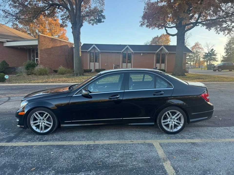 2012 Mercedes-Benz W204 C-Class - Image 3 of 17