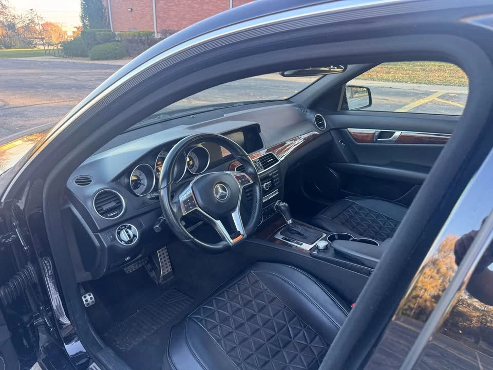 2012 Mercedes-Benz W204 C-Class - Image 7 of 17