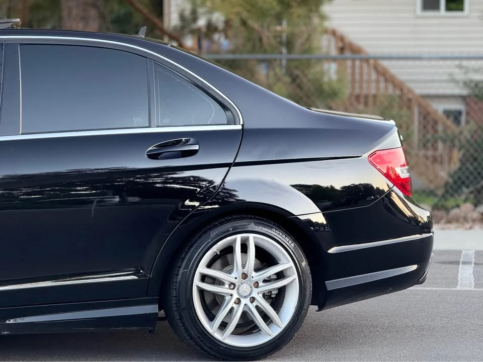 2012 Mercedes-Benz W204 C-Class - Image 7 of 18