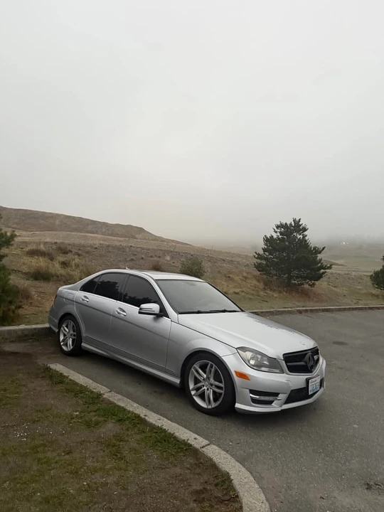 2012 Mercedes-Benz W204 C-Class - Image 2 of 6