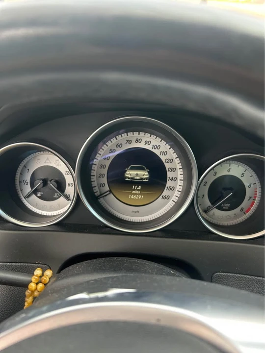 2012 Mercedes-Benz W204 C-Class - Image 2 of 5