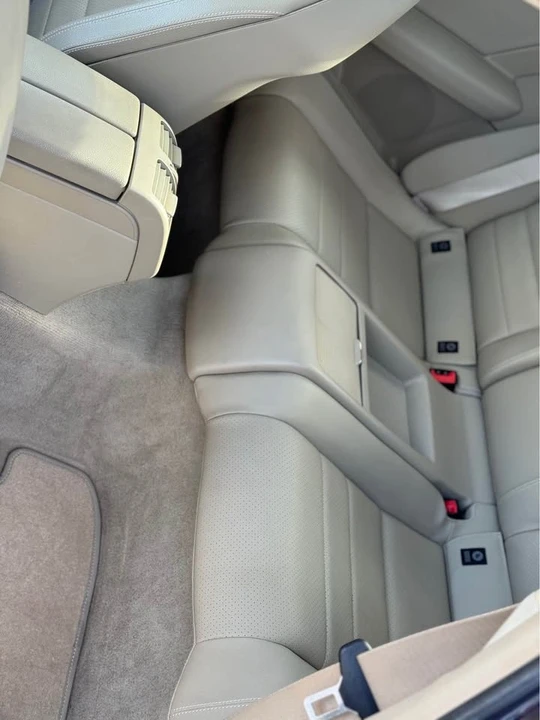 2012 Mercedes-Benz W204 C-Class - Image 11 of 20
