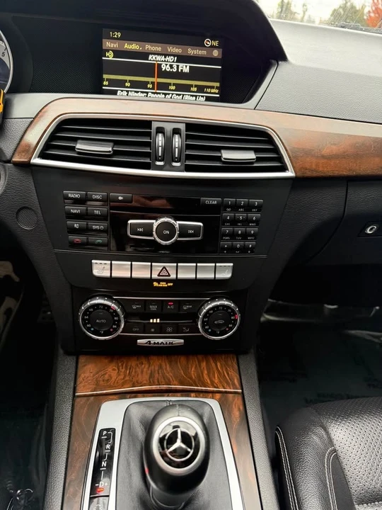 2012 Mercedes-Benz W204 C-Class - Image 15 of 15