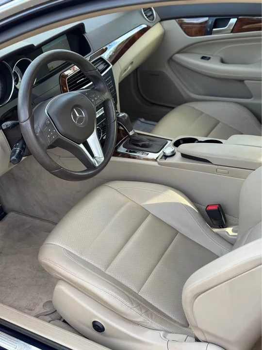 2012 Mercedes-Benz W204 C-Class - Image 7 of 20