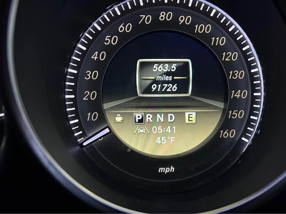 2012 Mercedes-Benz W204 C-Class - Image 9 of 12