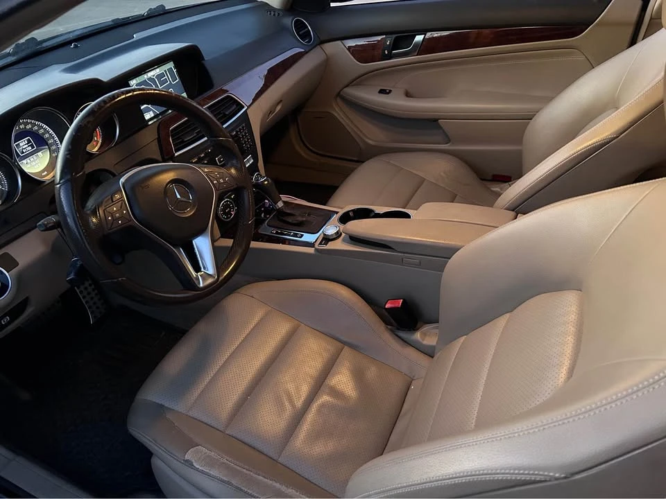 2012 Mercedes-Benz W204 C-Class - Image 8 of 12