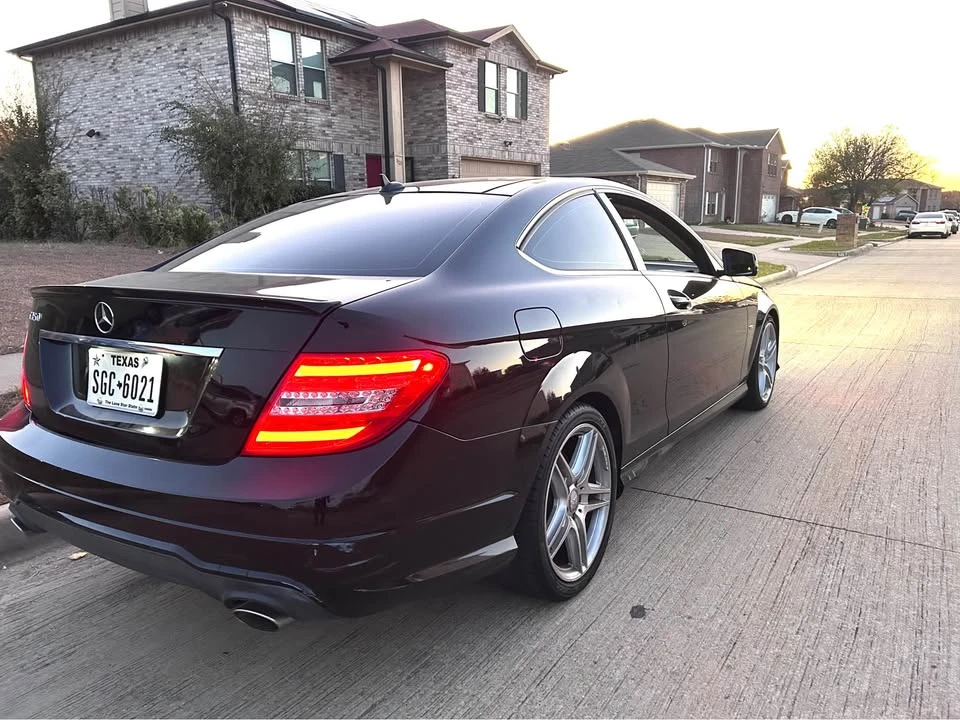 2012 Mercedes-Benz W204 C-Class - Image 5 of 12