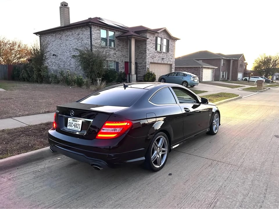 2012 Mercedes-Benz W204 C-Class - Image 4 of 12
