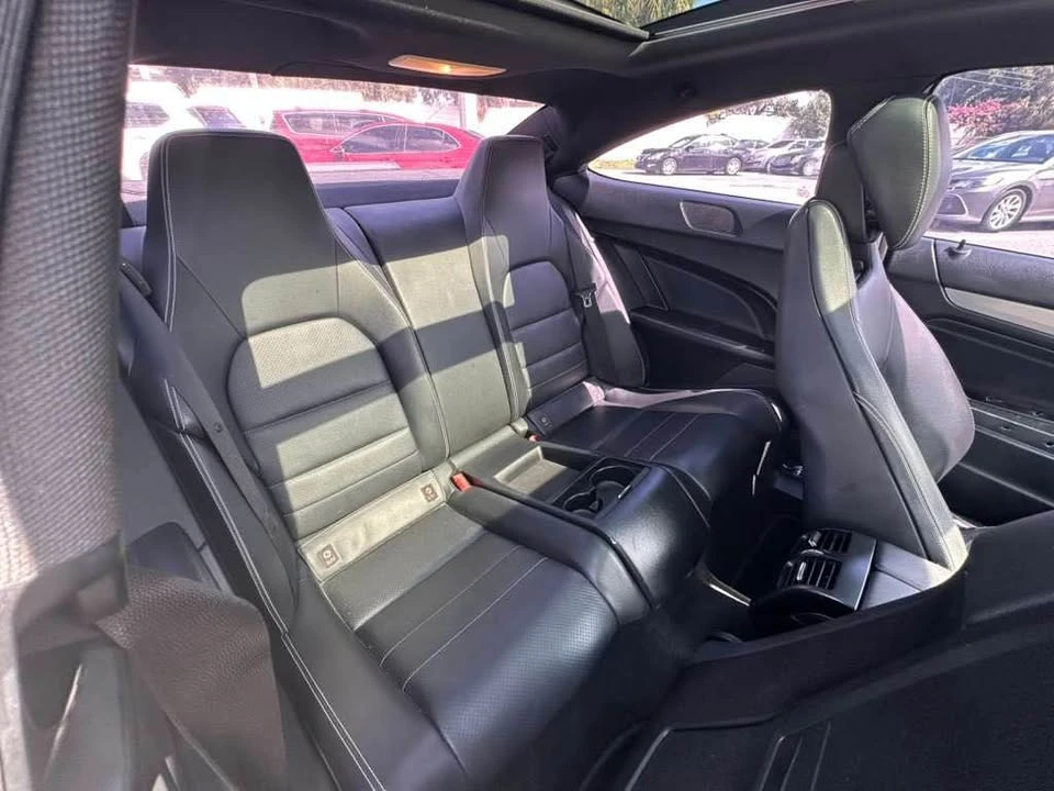 2012 Mercedes-Benz W204 C-Class - Image 12 of 17