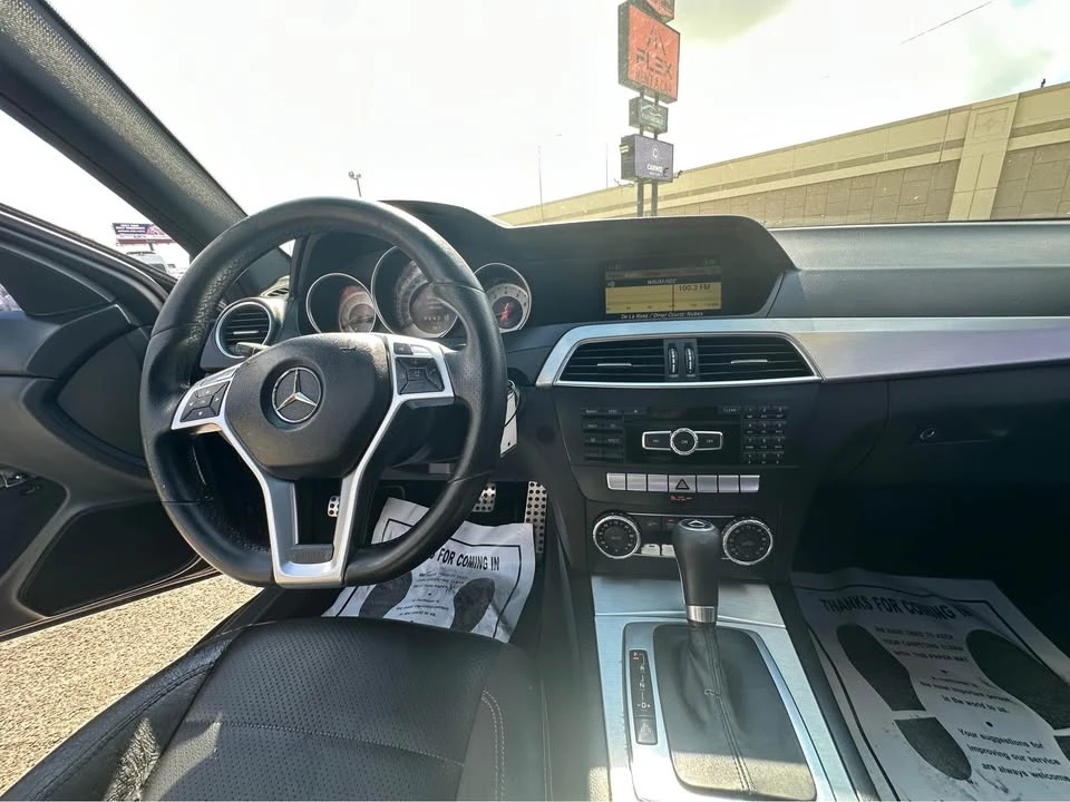 2012 Mercedes-Benz W204 C-Class - Image 15 of 17
