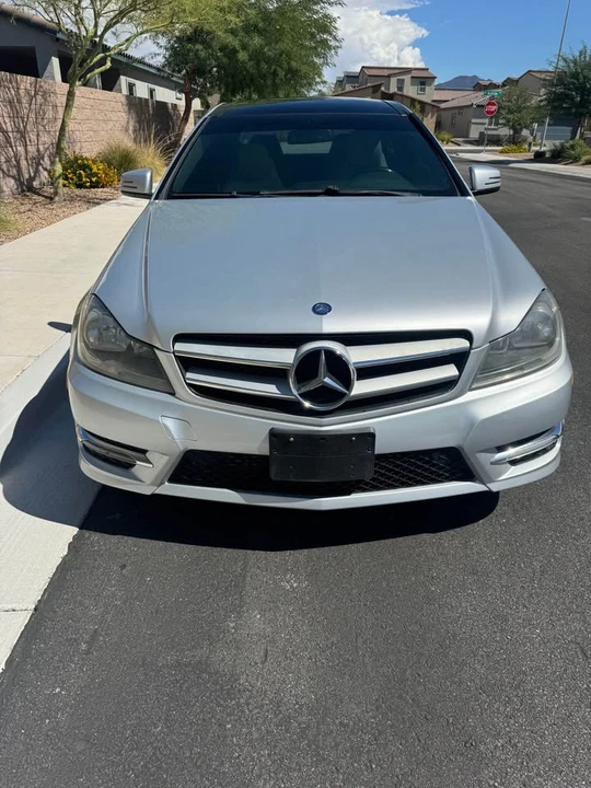 2012 Mercedes-Benz W204 C-Class - Image 2 of 9