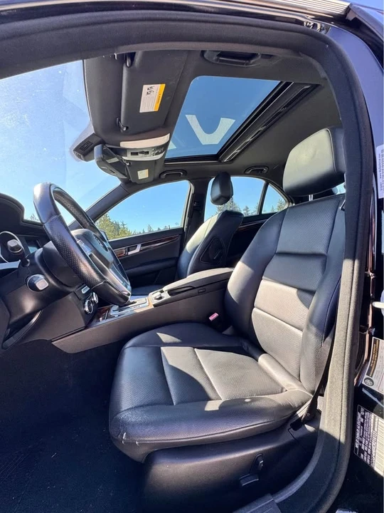 2012 Mercedes-Benz W204 C-Class - Image 8 of 13