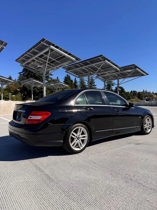 2012 Mercedes-Benz W204 C-Class - Image 4 of 13