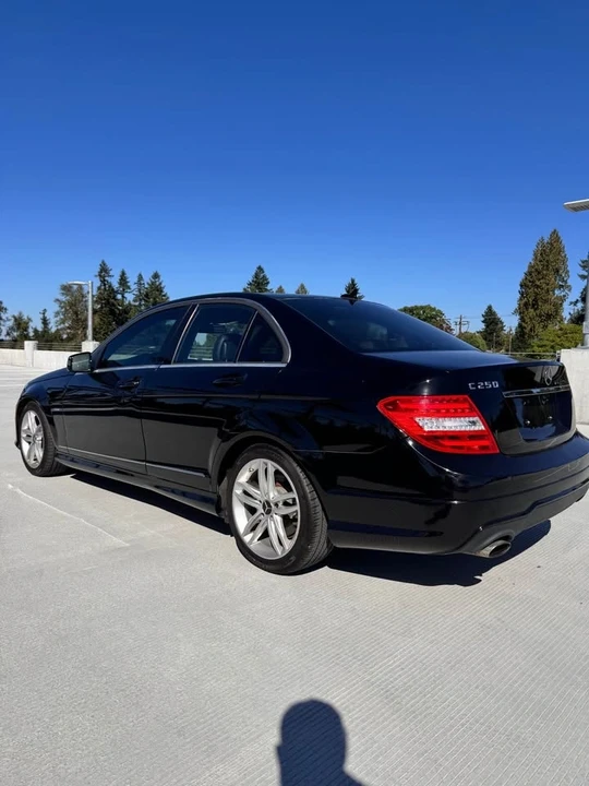 2012 Mercedes-Benz W204 C-Class - Image 3 of 13