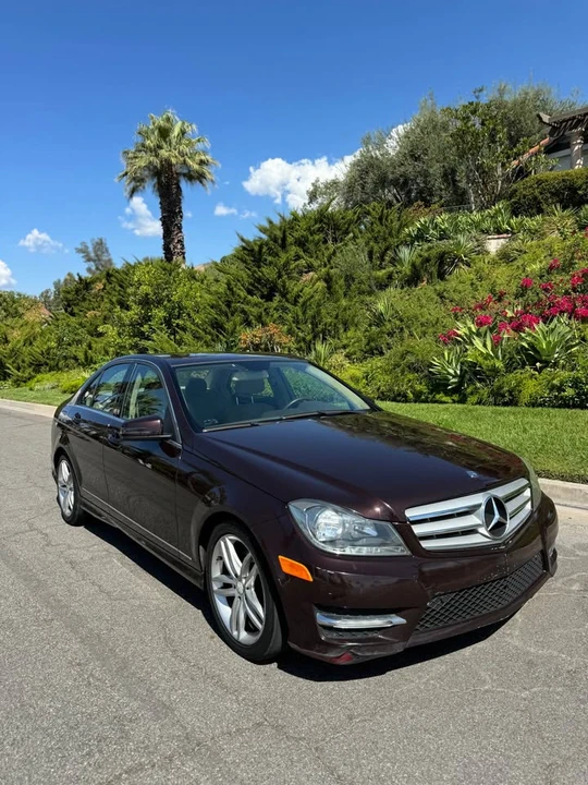 2012 Mercedes-Benz W204 C-Class - Image 6 of 14