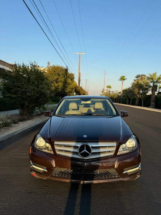 2012 Mercedes-Benz W204 C-Class - Image 4 of 14