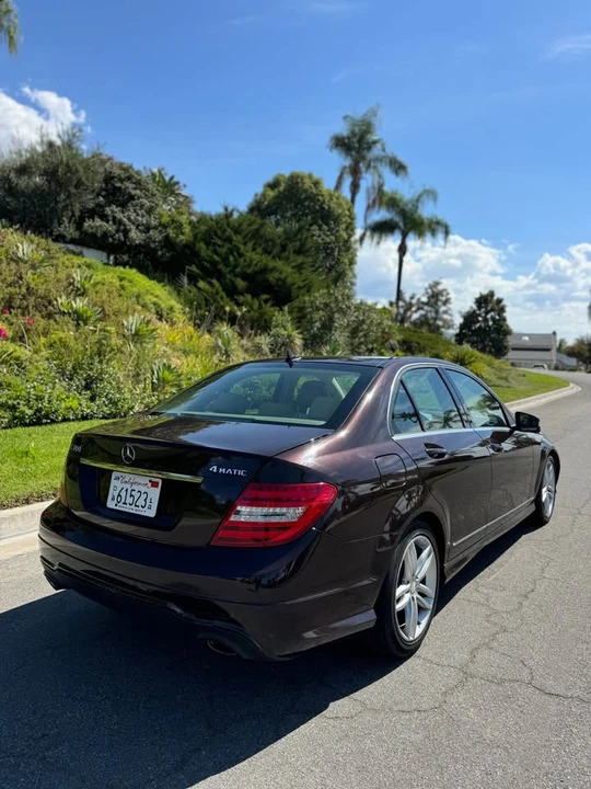2012 Mercedes-Benz W204 C-Class - Image 7 of 14
