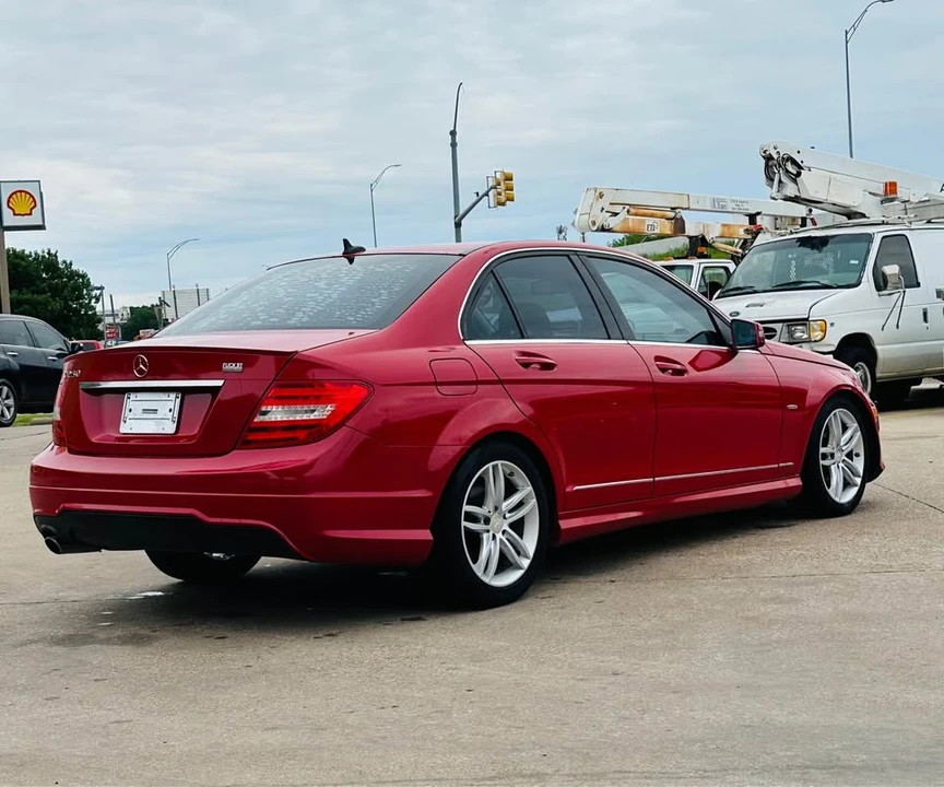 2012 Mercedes-Benz W204 C-Class - Image 6 of 17