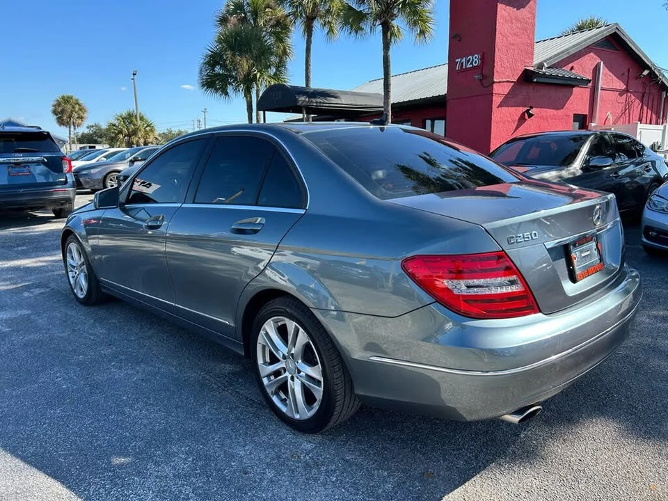 2012 Mercedes-Benz W204 C-Class - Image 10 of 11